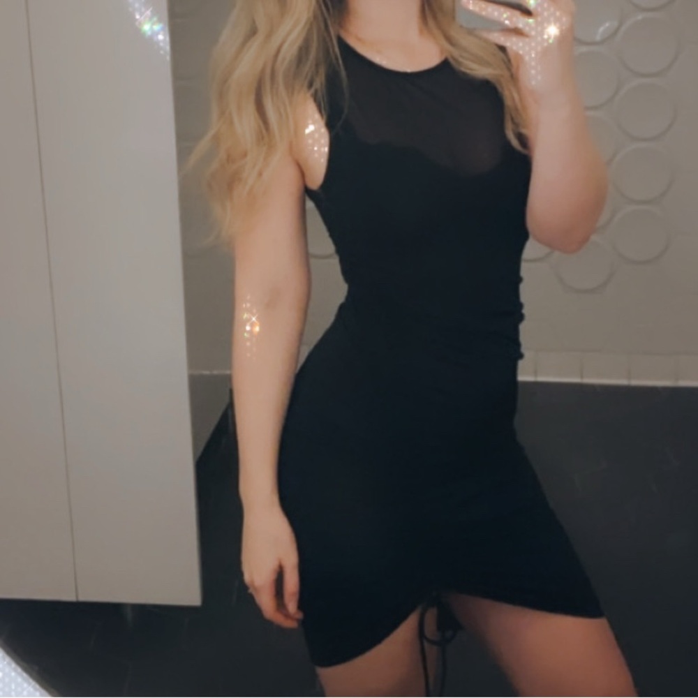 Black Sleeveless mesh double layered opening ceremony Dress